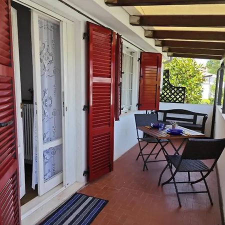 L03 - Grazioso Bilocale Con Giardino E Posto Auto *